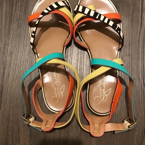 Report Signature Strappy Zebra Color Block Sandals - Picture 3 of 4